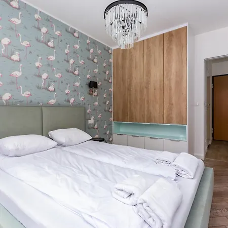 Lesna Deluxe Appartamento *